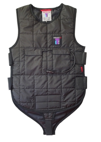 A heating vest under a drysuit gives you the comfort of diving in cold waters.